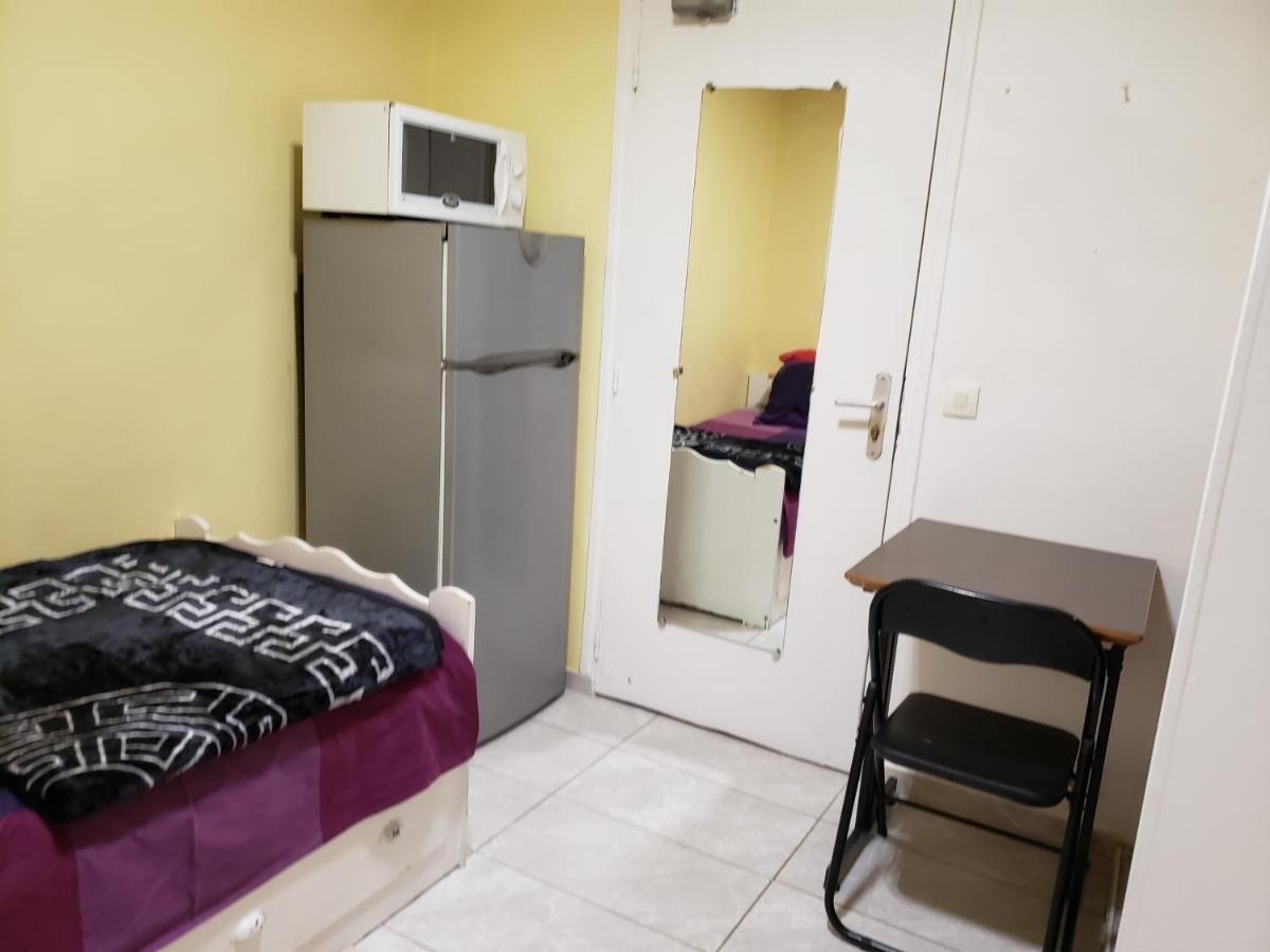 Hotel Le Cedre à Saint-Denis  Extérieur photo
